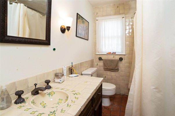 Bathroom, Interior, Tile Countertops