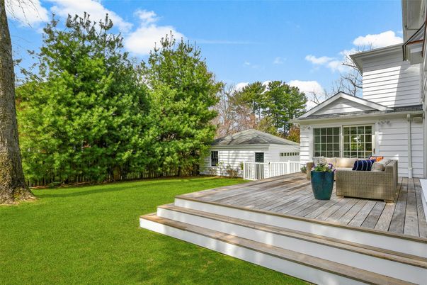 Backyard, Detached Garage, Exterior