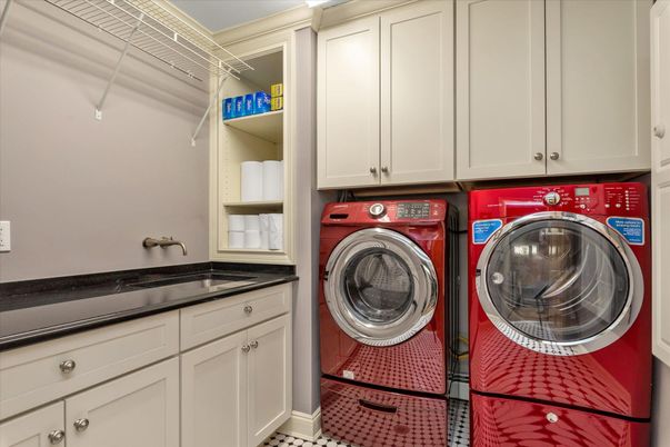 Interior, Washer