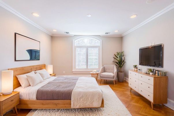 Bedroom, Interior, Recessed Lighting, Wood Texture Flooring
