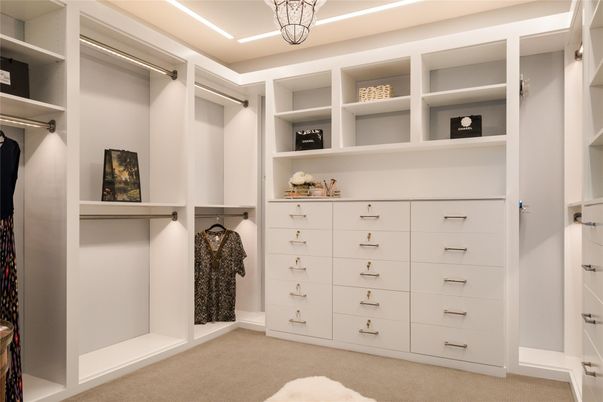 Interior, Pendant Lights, Walk-in Closets