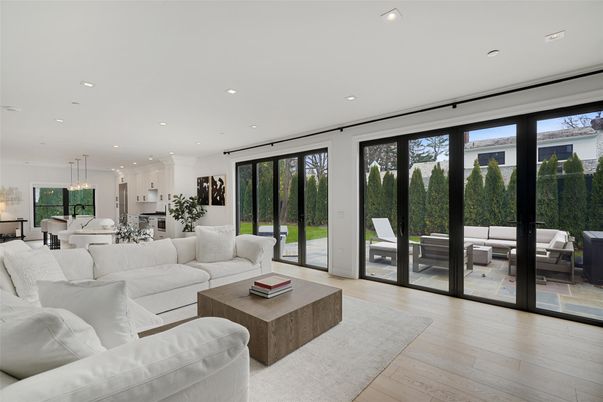 Dining room, Interior, Kitchen, Living room, Pendant Lights, Recessed Lighting, Wood Texture Flooring