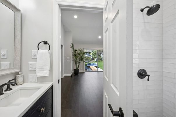 Bathroom, Interior, Recessed Lighting, Wood Texture Flooring