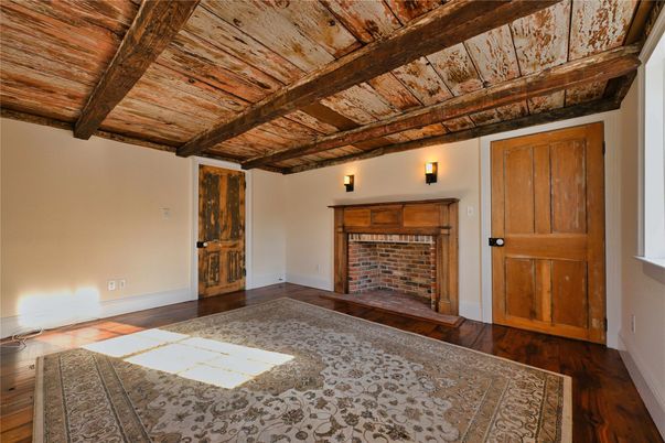 Empty room, Interior, Wooden Beams, Wooden Ceilings, Wood Texture Flooring
