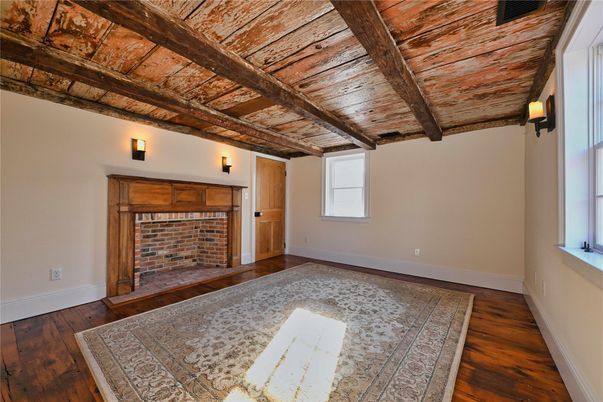 Empty room, Interior, Wooden Beams, Wooden Ceilings, Wood Texture Flooring