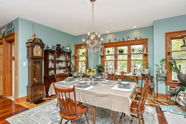 Chandelier, Dining room, Interior, Recessed Lighting, Wood Texture Flooring