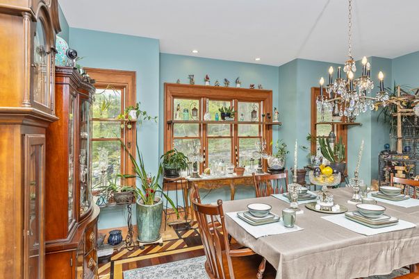 Chandelier, Dining room, Interior, Recessed Lighting, Wood Texture Flooring