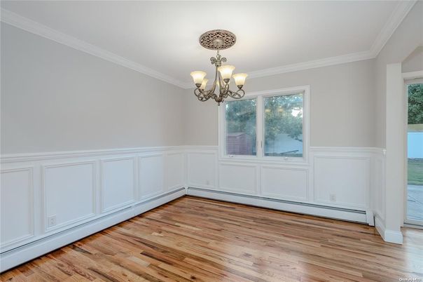 Chandelier, Empty room, Interior, Wood Texture Flooring