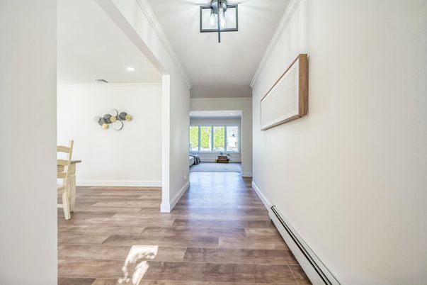 Interior, Recessed Lighting, Wood Texture Flooring