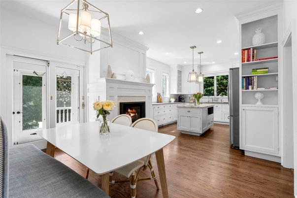 Fireplace, Interior, Kitchen, Pendant Lights, Recessed Lighting, Wood Texture Flooring