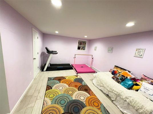 Bedroom, Fitness Equipment, Interior, Recessed Lighting, Wood Texture Flooring