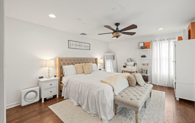 Bedroom, Interior, Recessed Lighting, Wood Texture Flooring