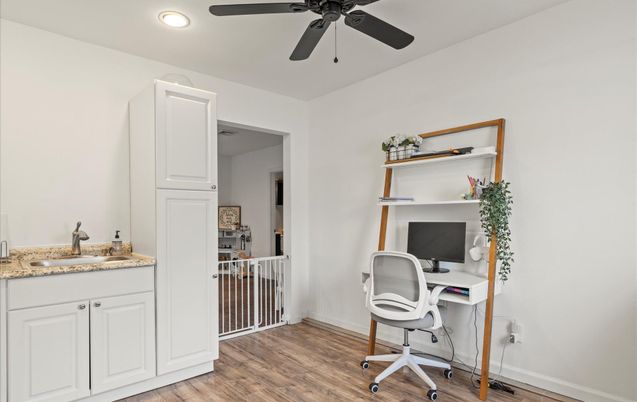 Home Office, Interior, Recessed Lighting, Wood Texture Flooring