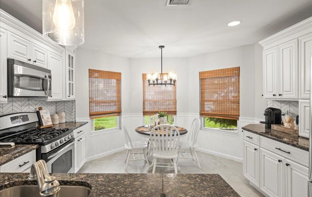 Dining room, Interior, Kitchen, Pendant Lights, Recessed Lighting