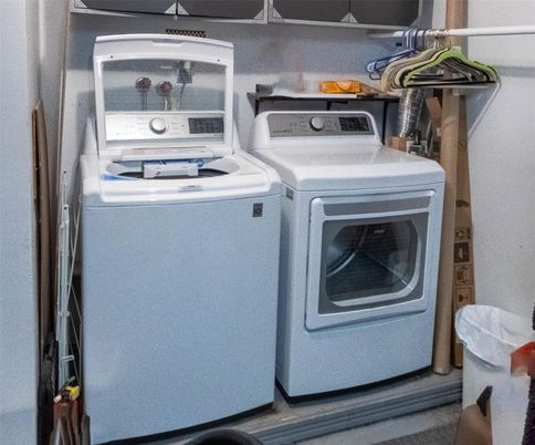 Interior, Washer