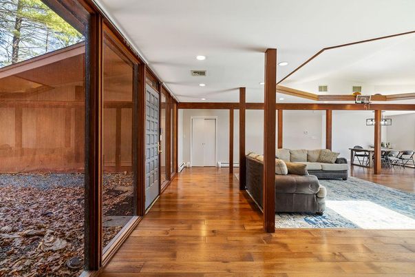 Interior, Recessed Lighting, Wood Texture Flooring