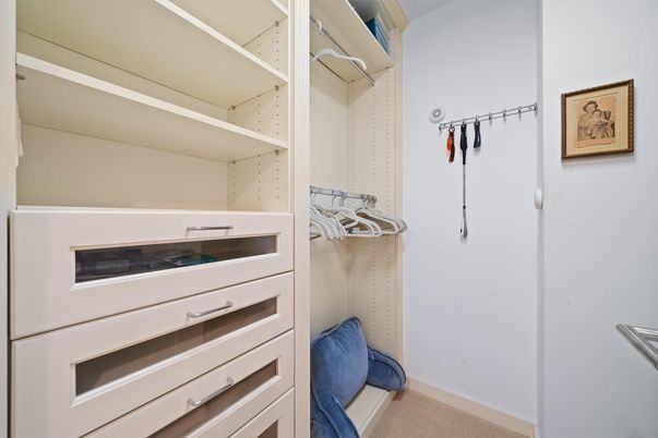 Interior, Walk-in Closets