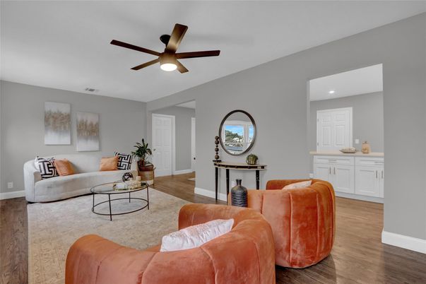 Interior, Living room, Recessed Lighting, Wood Texture Flooring