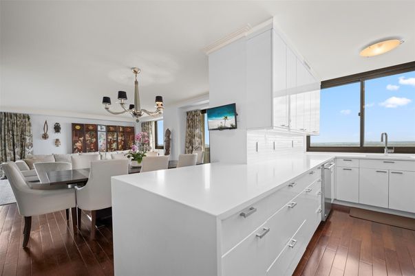 Chandelier, Dining room, Interior, Kitchen, Wood Texture Flooring