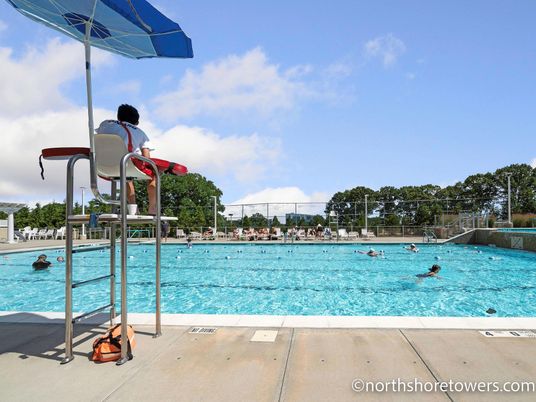 Exterior, Playground, Pool