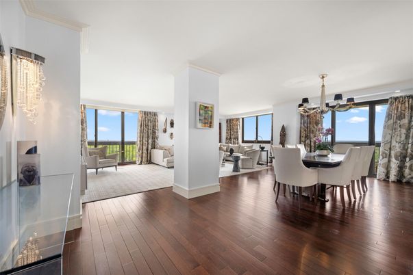 Chandelier, Dining room, Interior, Living room, Pendant Lights, Water, Wood Texture Flooring