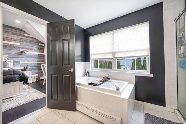Bathroom, Interior, Recessed Lighting, Wooden Walls