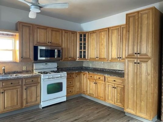 Interior, Kitchen, Wood Texture Flooring