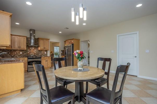 Dining room, Interior, Kitchen, Pendant Lights, Recessed Lighting