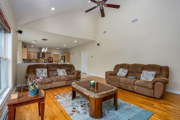 Interior, Kitchen, Living room, Pendant Lights, Recessed Lighting, Wood Texture Flooring