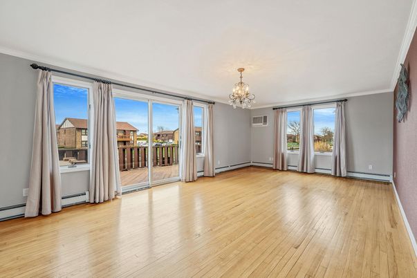 Chandelier, Empty room, Interior, Wood Texture Flooring