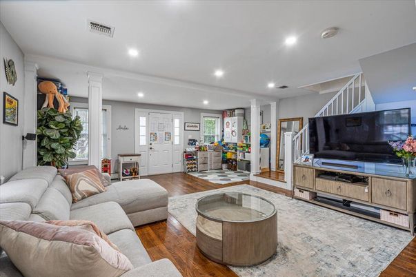 Interior, Living room, Recessed Lighting, Wood Texture Flooring