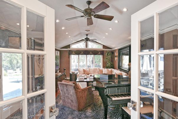Interior, Living room, Recessed Lighting