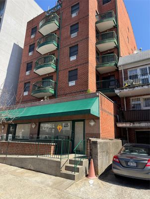 Exterior, Facade, Brick Facade, Condo Building