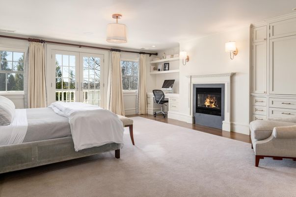 Bedroom, Fireplace, Interior, Recessed Lighting, Wood Texture Flooring
