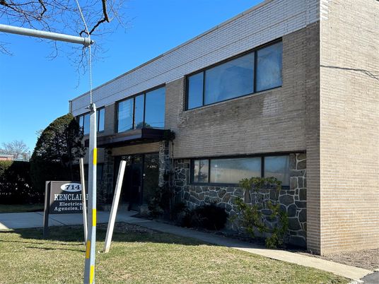 Exterior, Facade, Brick Facade, None