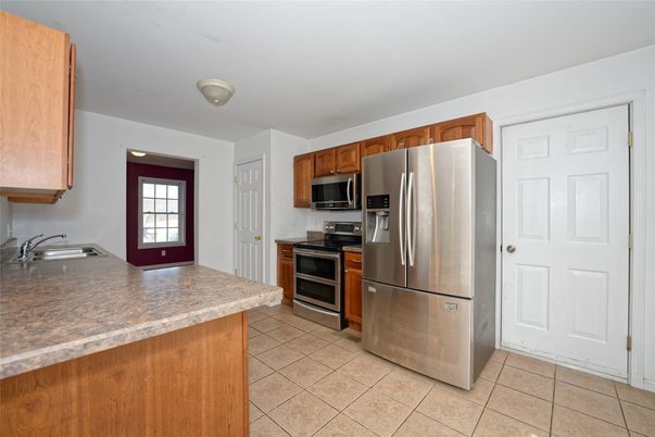 Interior, Kitchen, Stainless Steel Appliances