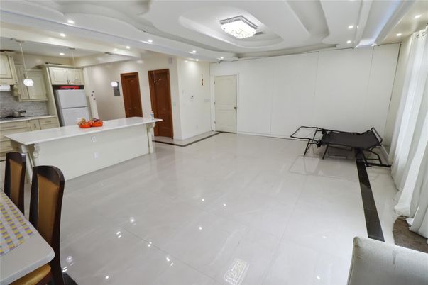 Interior, Kitchen, Pendant Lights, Recessed Lighting