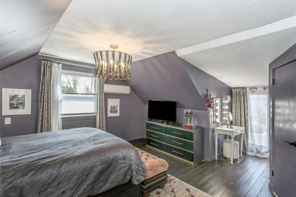 Bedroom, Interior, Pendant Lights, Wood Texture Flooring