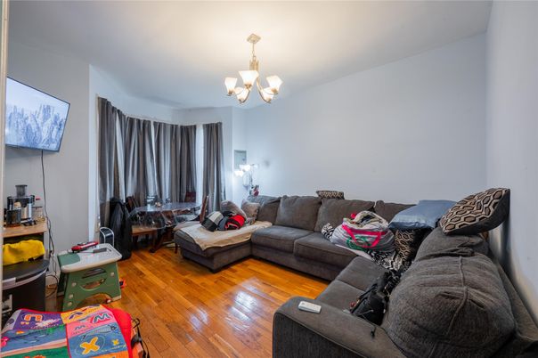 Chandelier, Interior, Living room, Wood Texture Flooring