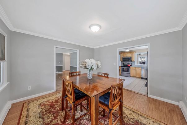 Dining room, Interior, Kitchen, Stainless Steel Appliances, Wood Texture Flooring