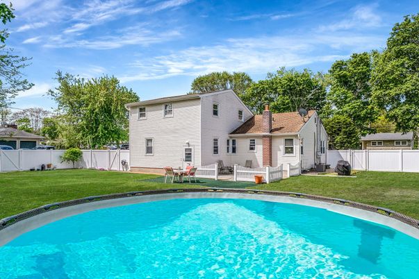 Backyard, Exterior, Pool