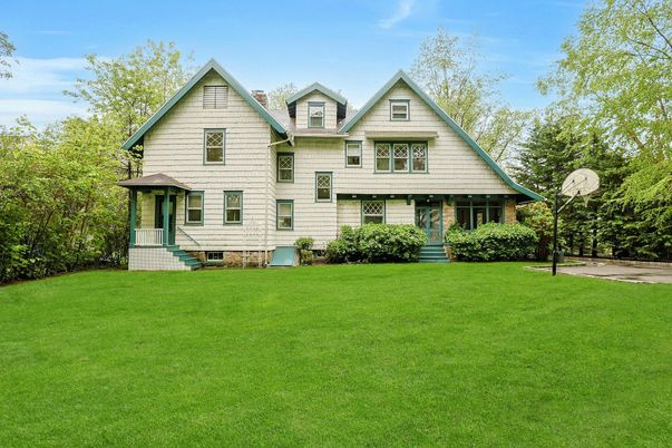 Backyard, Exterior, Facade, Farmhouse