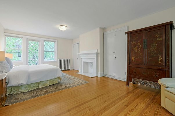 Bedroom, Fireplace, Interior, Wood Texture Flooring