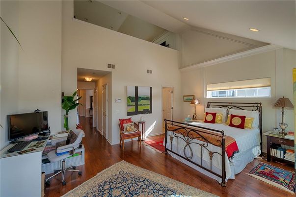 Bedroom, Home Office, Interior, Recessed Lighting, Wood Texture Flooring