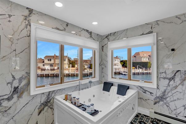 Bathroom, Interior, Marble Walls, Recessed Lighting, Water