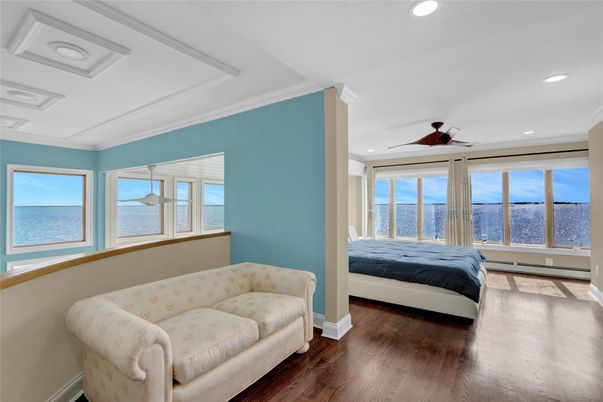 Bedroom, Interior, Recessed Lighting, Water, Wood Texture Flooring