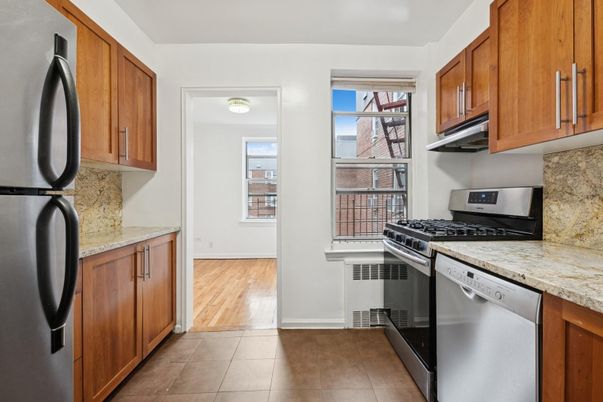 Interior, Kitchen, Stainless Steel Appliances, Wood Texture Flooring