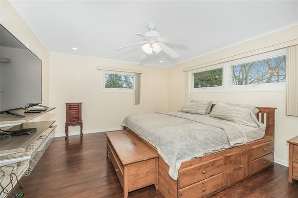 Bedroom, Interior, Recessed Lighting, Wood Texture Flooring