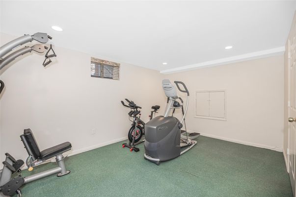 Fitness Equipment, Interior, Recessed Lighting