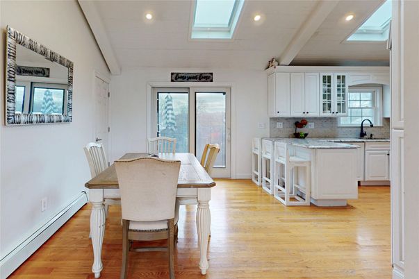 Dining room, Interior, Kitchen, Recessed Lighting, Wood Texture Flooring